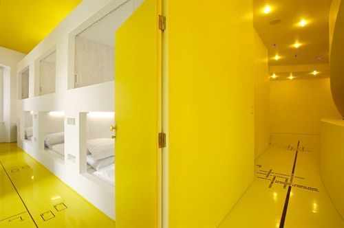 Design One Hostel